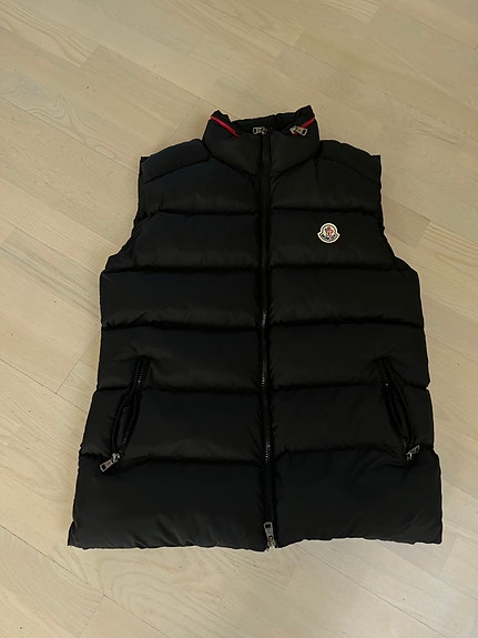 Moncler Jacket Moncler Weste Herre Moncler Svart Vest Herre S FINN - Main Image