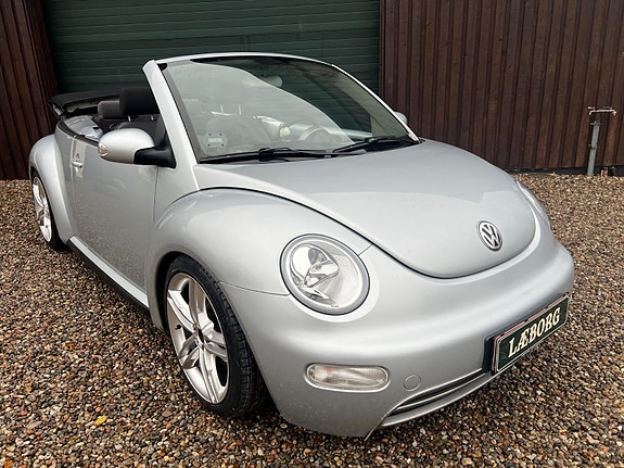 VW New Beetle