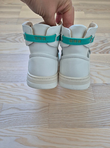 Product image 4 of 8