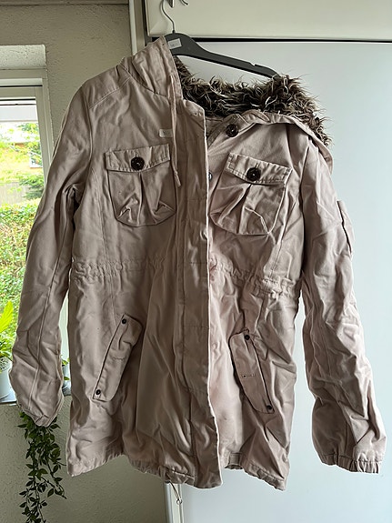 Product image 15 of 41