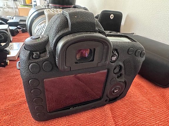 Product image 12 of 17