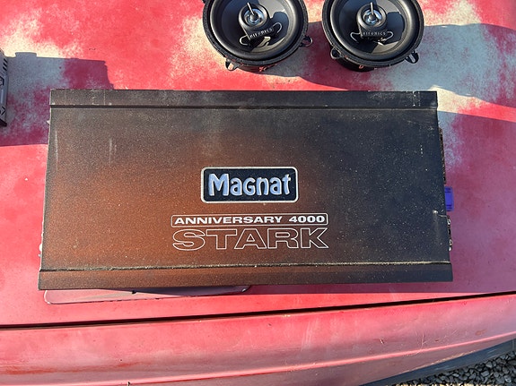 Product image 1 of 4