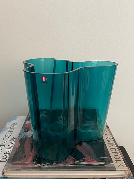 Product image 1 of 9