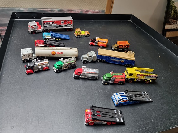 Product image 1 of 4