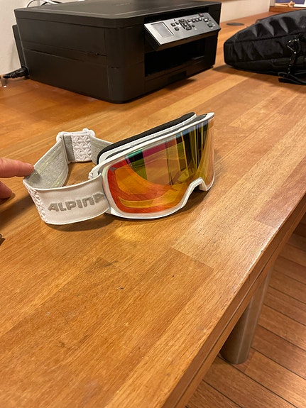 Product image 1 of 4