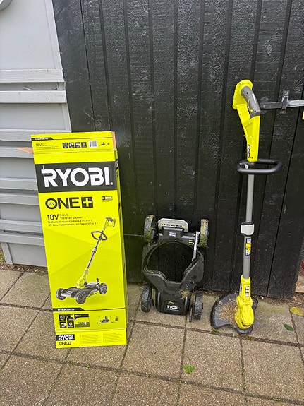 Product image 1 of 2