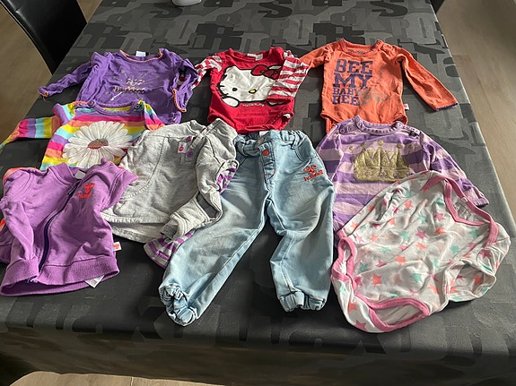 Product image 1 of 2