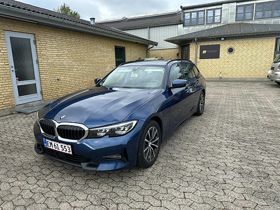 BMW 330e