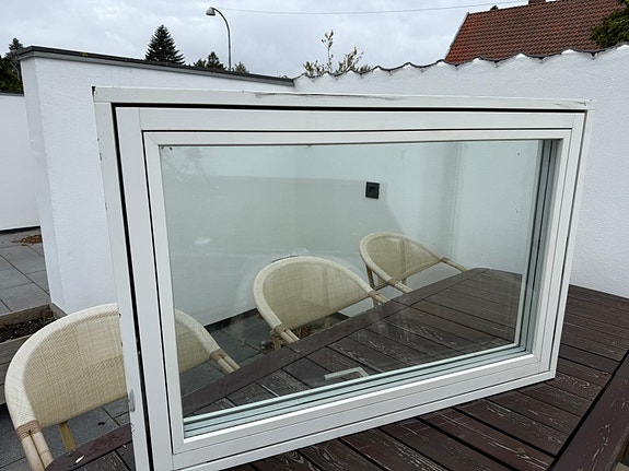 Product image 1 of 8