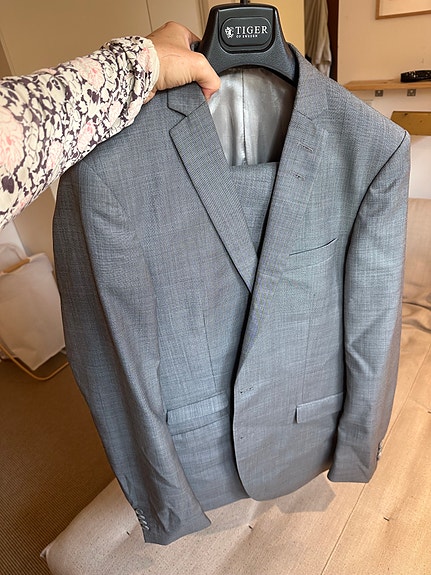 Product image 1 of 6