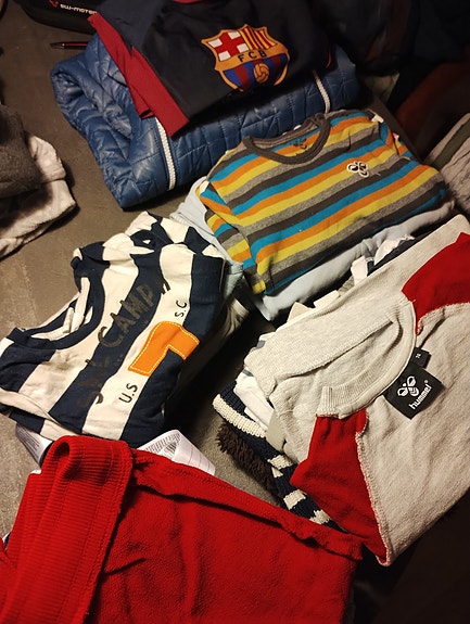 Product image 1 of 3