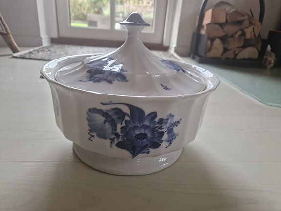 Product image 1 of 7