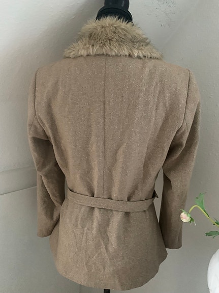Product image 2 of 12