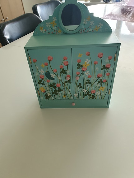 Product image 1 of 2