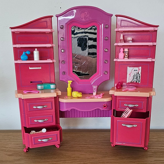 Product image 1 of 3