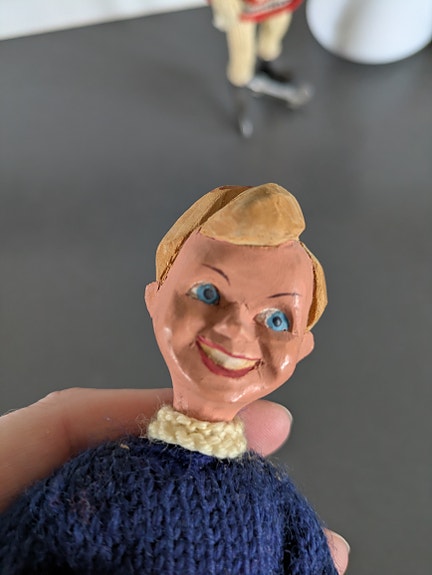 Product image 8 of 9