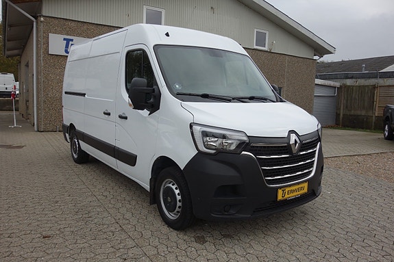 Renault Master IV T33