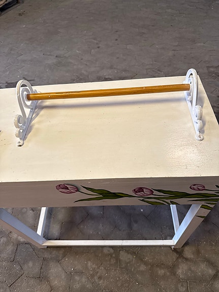 Product image 1 of 7