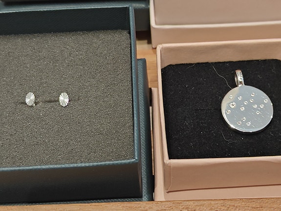 Product image 29 of 35