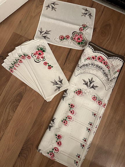 Product image 1 of 8