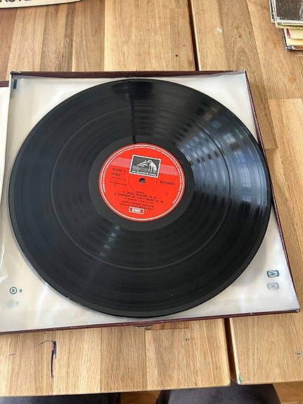 Product image 18 of 28