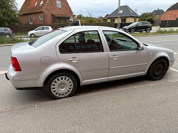 VW Bora