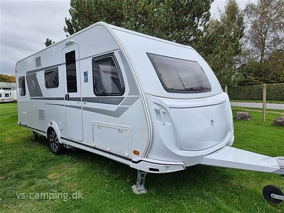 Knaus 2021 - Knaus Südwind 580 QS   ATTRAKTIV KØJEVOGN MED AIRCONDITION OG HYDRAULISKE STØTTEBEN