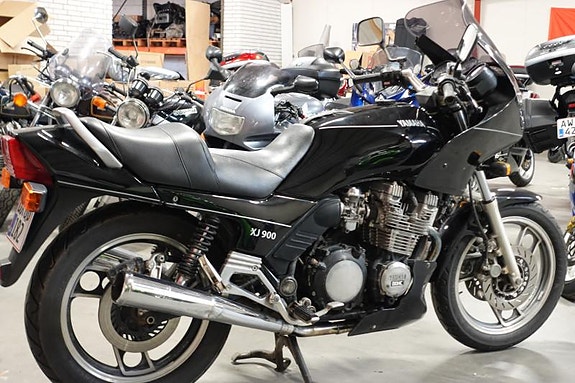 Yamaha XJ 900