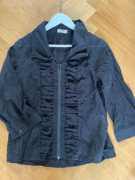 Product image 2 of 11