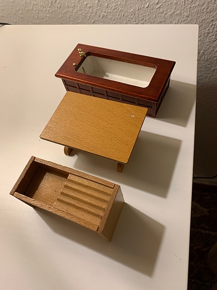 Product image 1 of 3