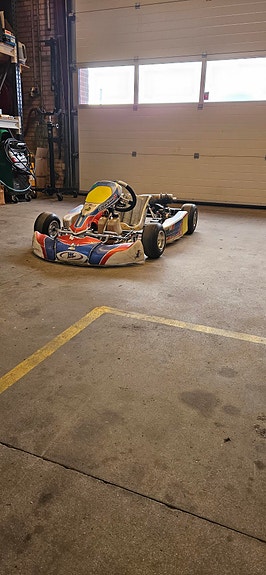 Product image 1 of 6