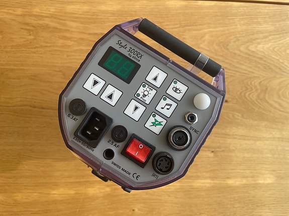 Product image 3 of 4