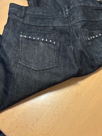 Product image 2 of 11
