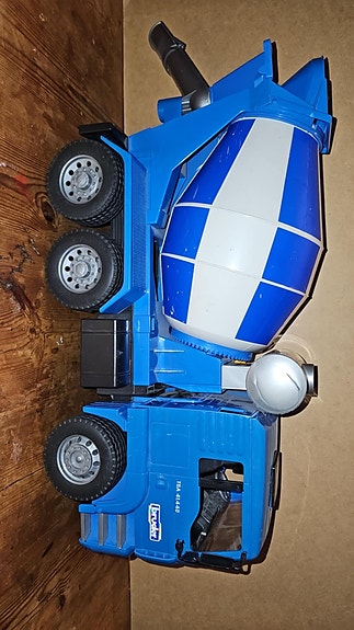 Product image 1 of 2