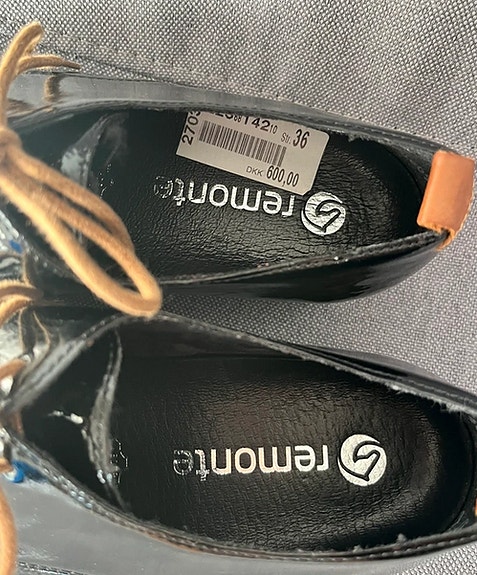 Product image 10 of 17