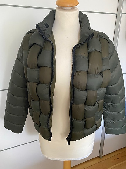 Product image 15 of 21