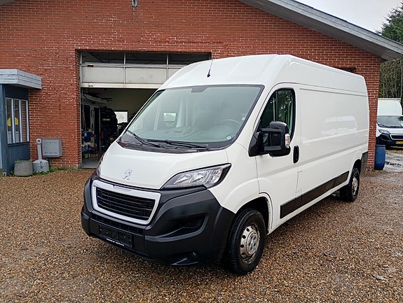 Peugeot Boxer 335