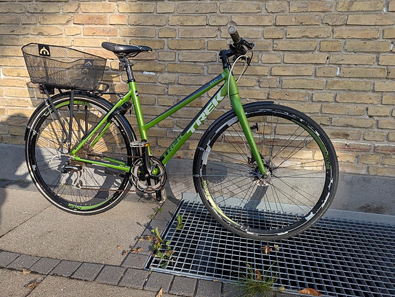 Product image 1 of 7