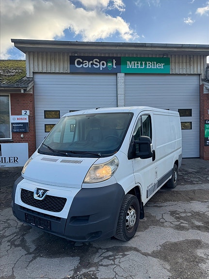 Peugeot Boxer 330