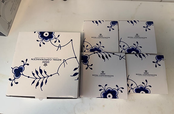 Product image 1 of 9