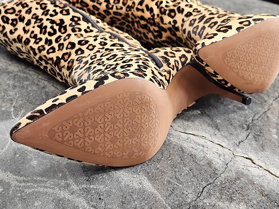 Product image 9 of 12