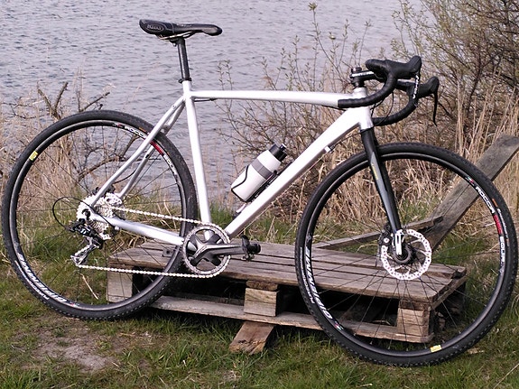 Product image 1 of 8