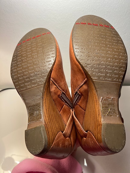 Product image 14 of 20