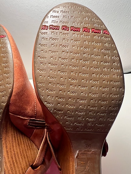 Product image 11 of 20