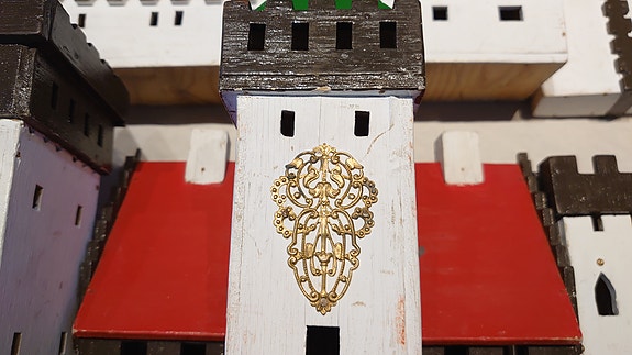 Product image 8 of 8