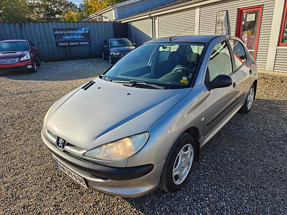 Peugeot 206
