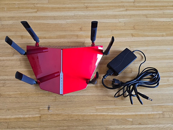 Product image 1 of 2