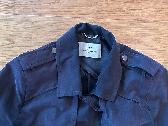 Product image 15 of 18