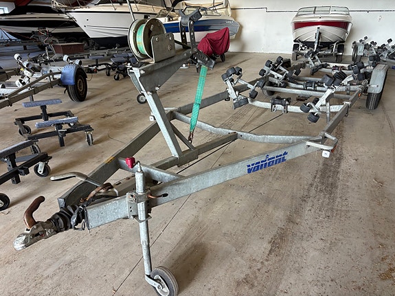 Variant 3500 Kg trailer