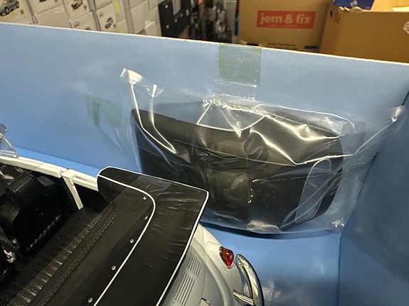 Product image 4 of 8